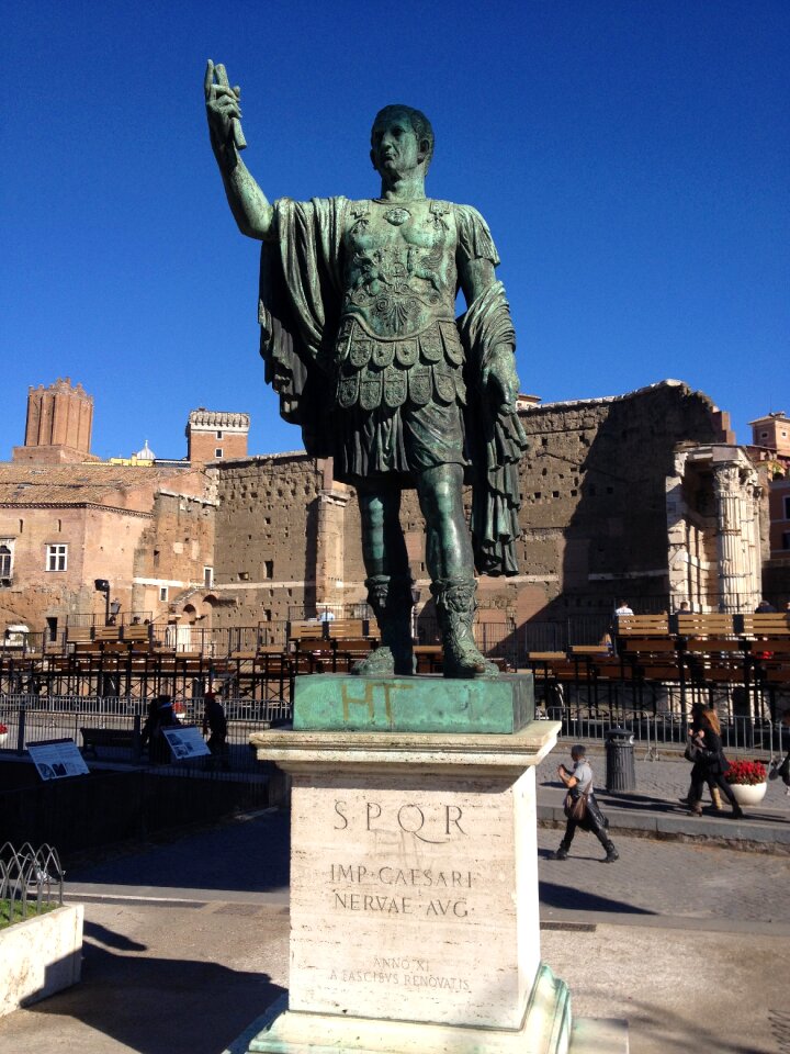 Italy caesar field herr