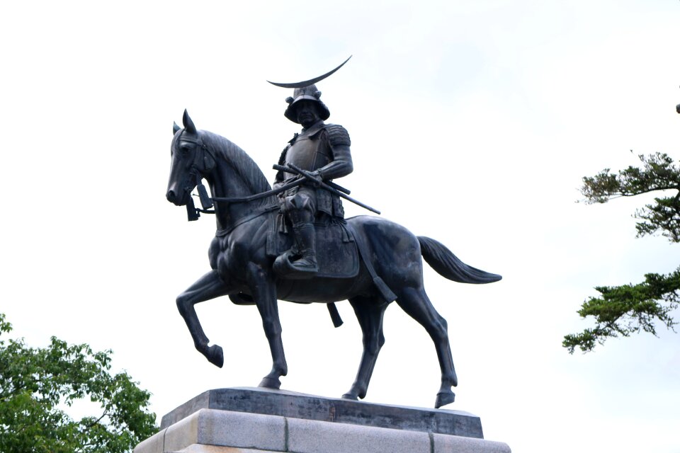 Ita date masamune statue