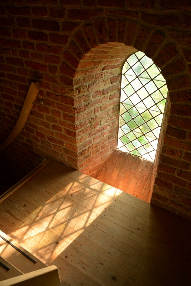 Glass light shadow