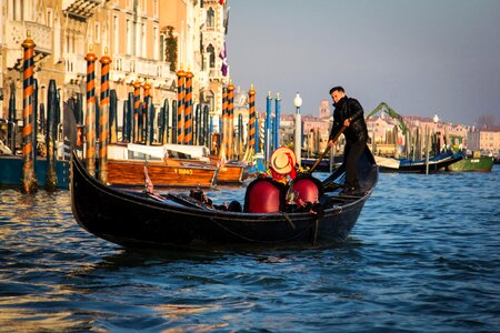 Italy grand canal boat photo