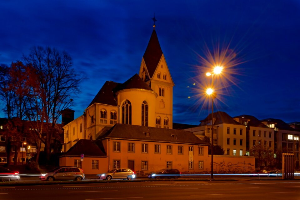 Romanesque church kölner building building