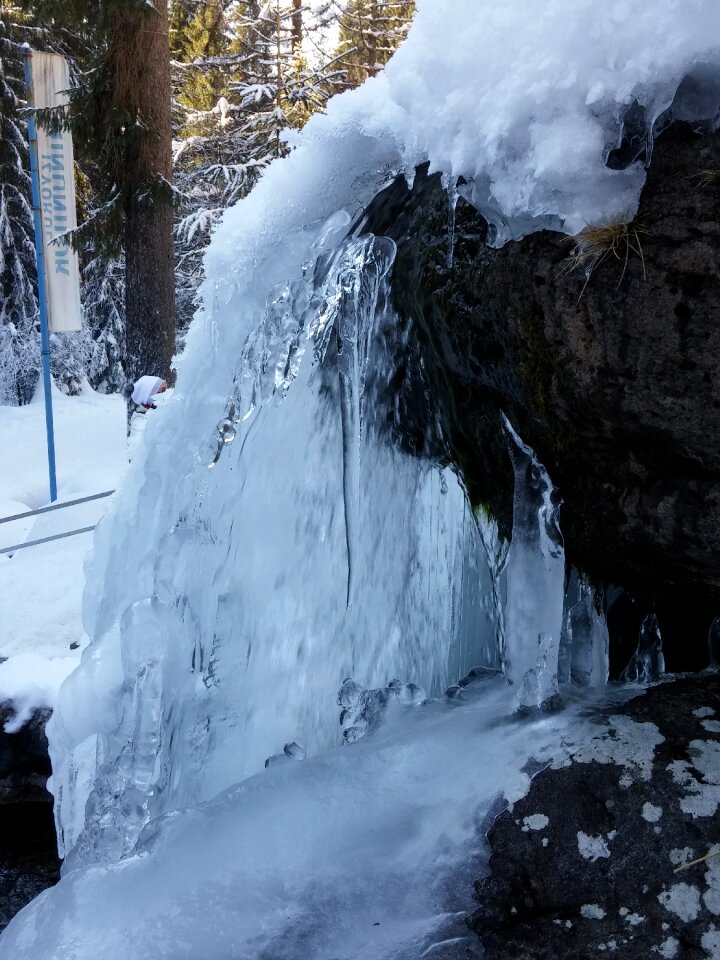 Water mountain
