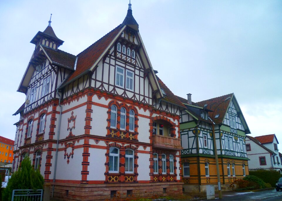Houses building historically