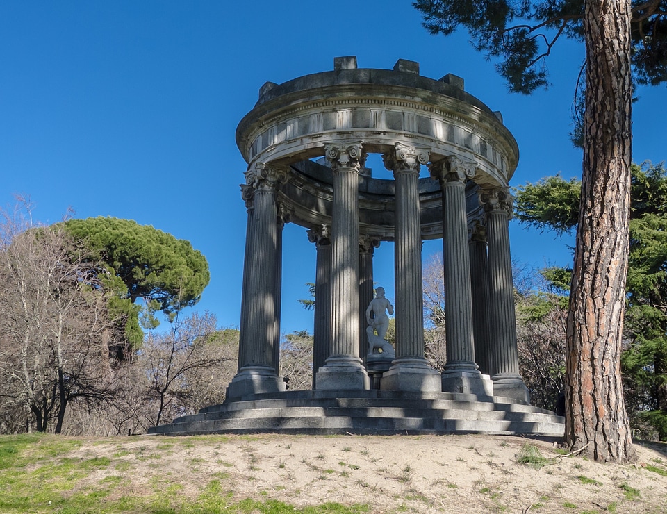Artistic monuments italy