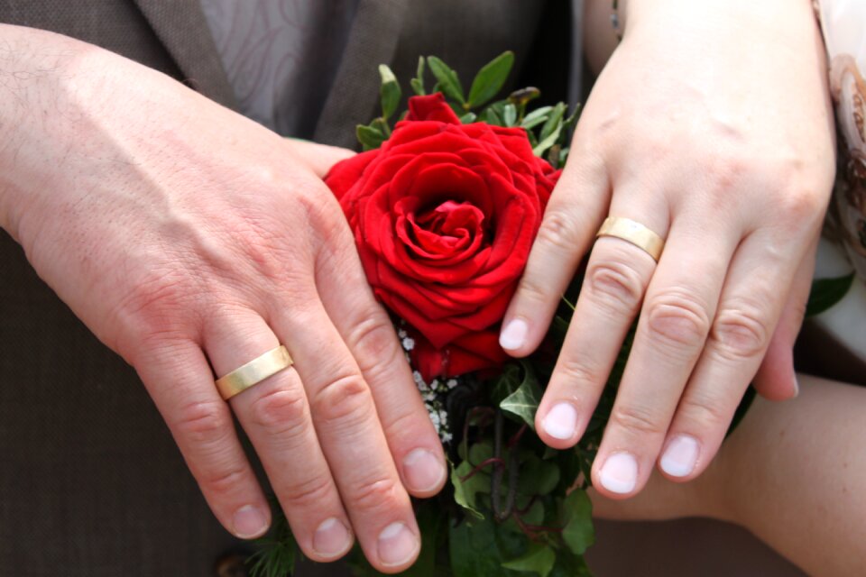 Rose ring wedding
