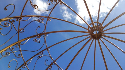 Landscape dome cloud