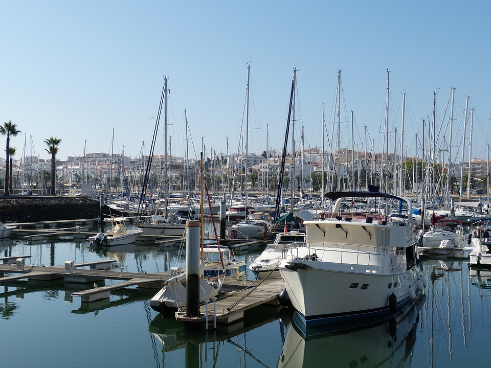 Sea water recovery