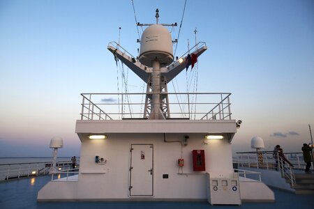 Selena no satellite positioning antenna cruise