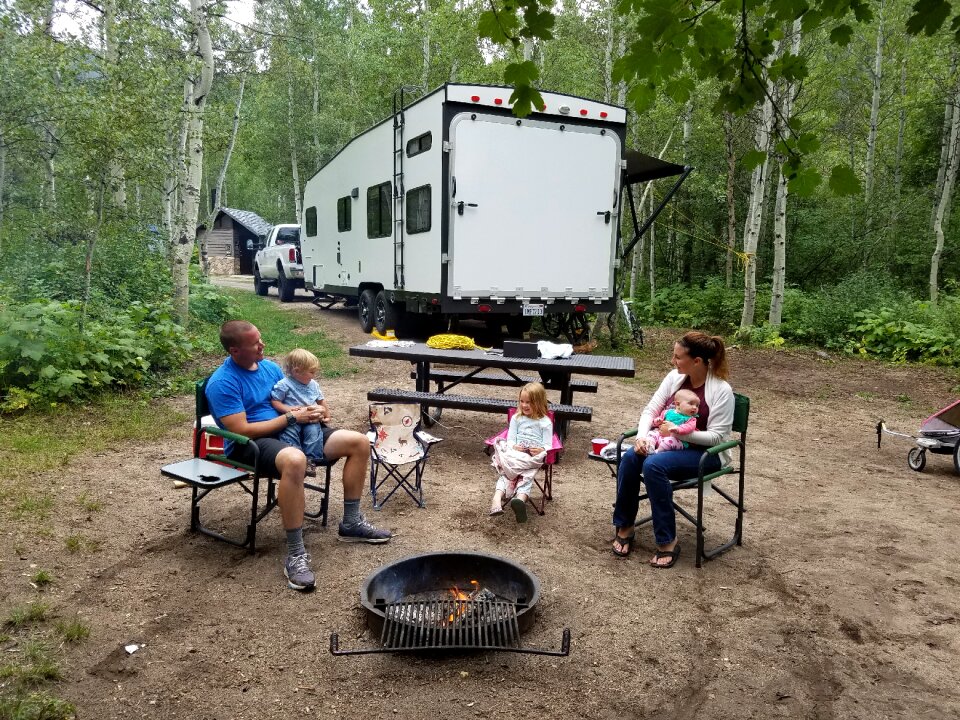 Vacation travel camp