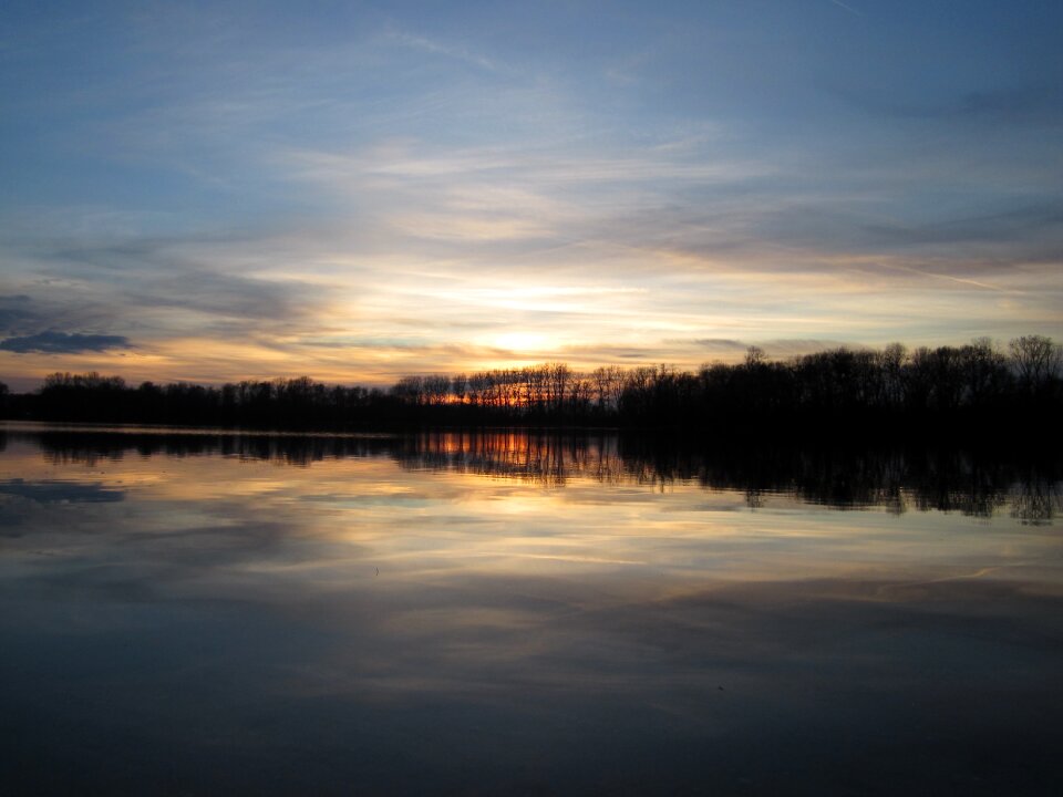 Lake water knee lingen