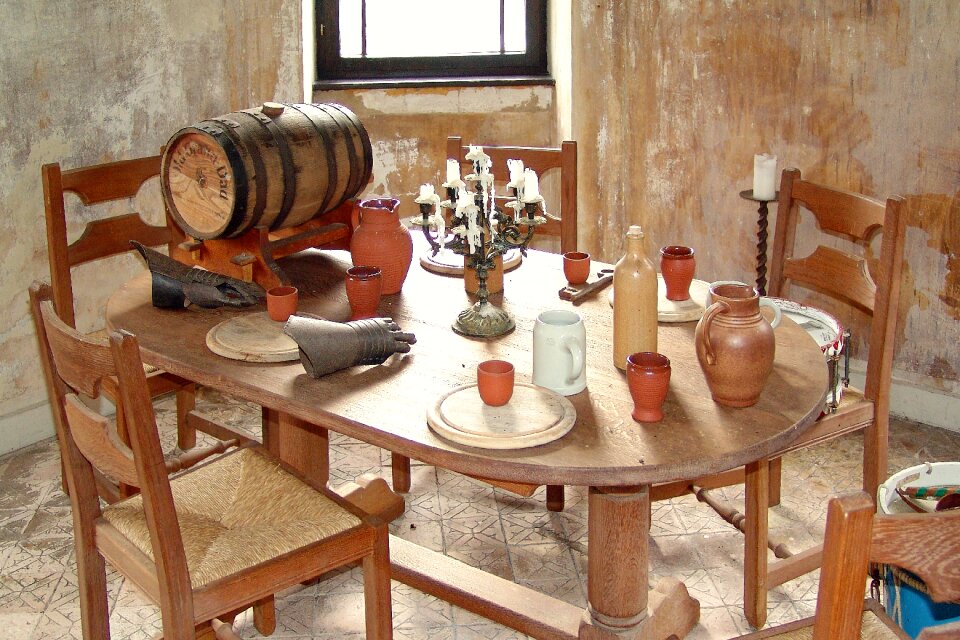 Knight wine barrel