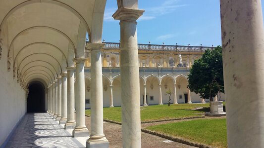 Columns naples architecture