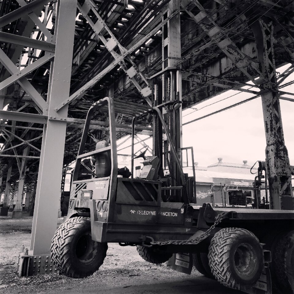Vehicle commercial trucking