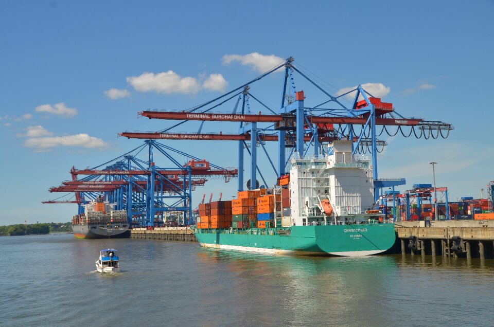 Container freighter container ship