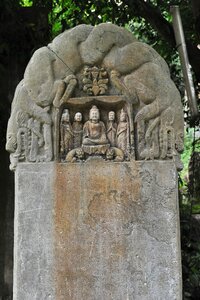 History sculpture asia