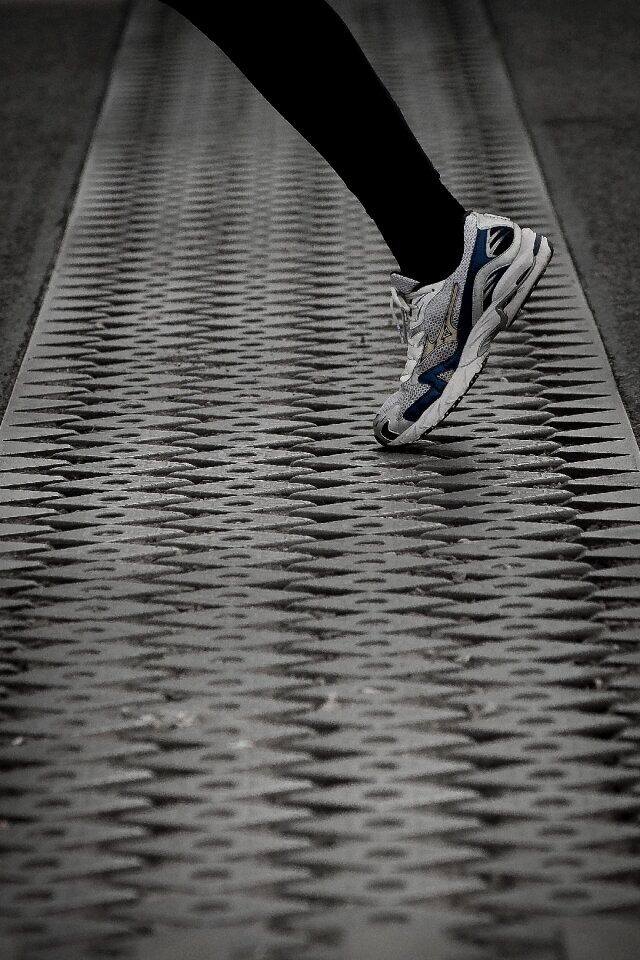 Sport running sneaker