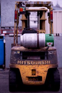 Vehicle forklift truck fork truck