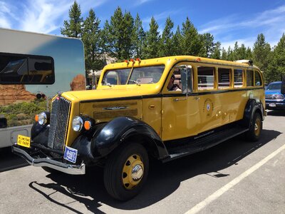 Tour bus yellowstone photo