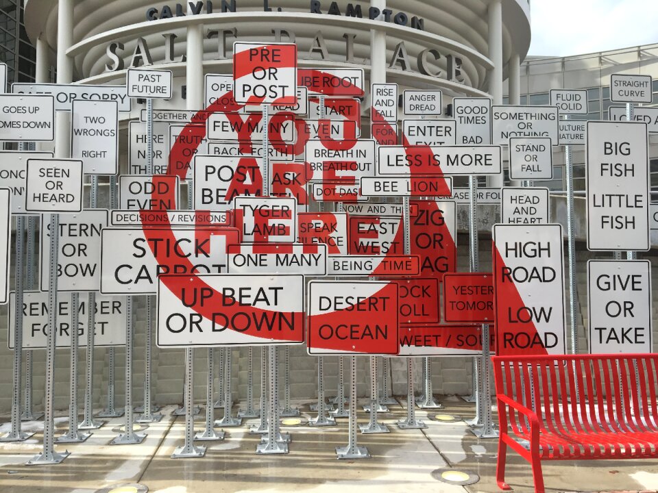 Signs place symbol