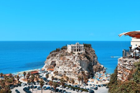 Sanctuary holidays sea