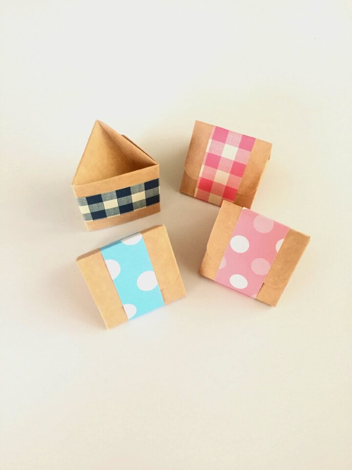 Arts and crafts present gift