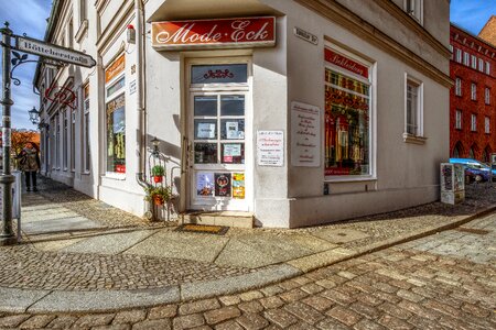 Fashion shop road shopping