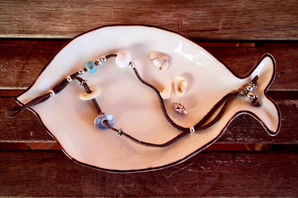 Female shells beads