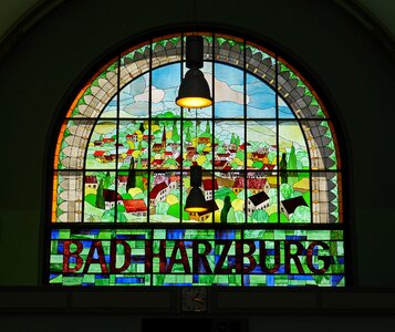 Concourse jewelry window stained glass
