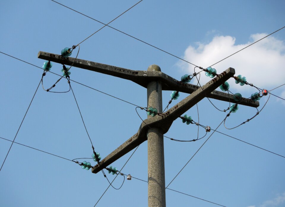 Crossroads connections insulators