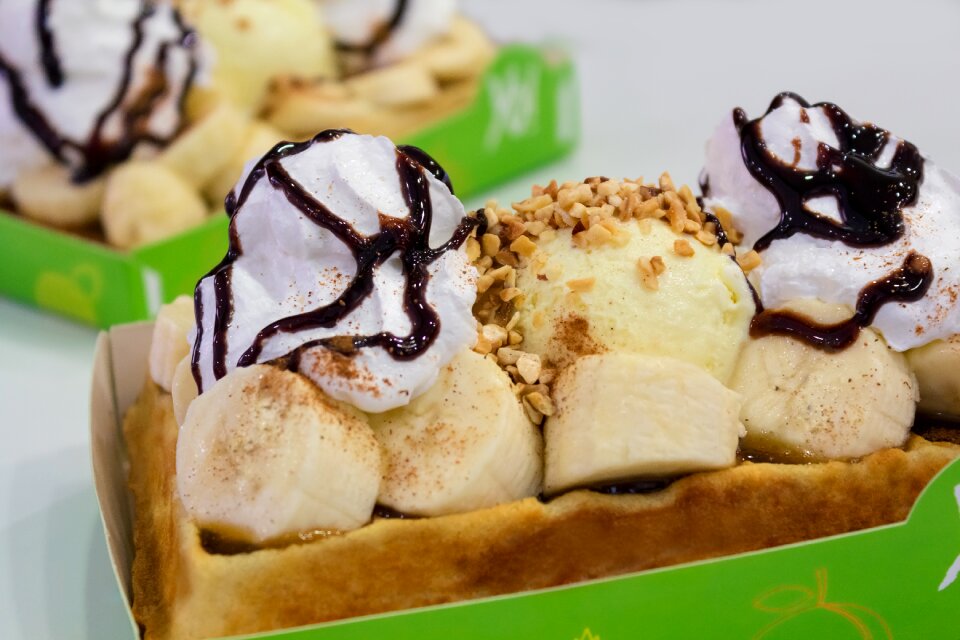 Eating waffles desert