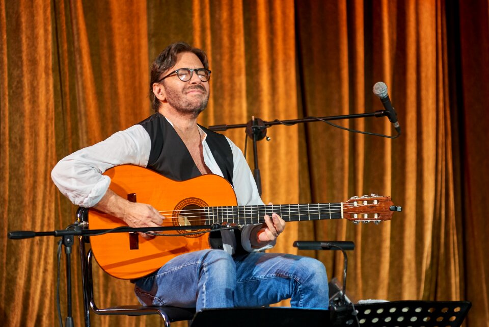 Music performance blues