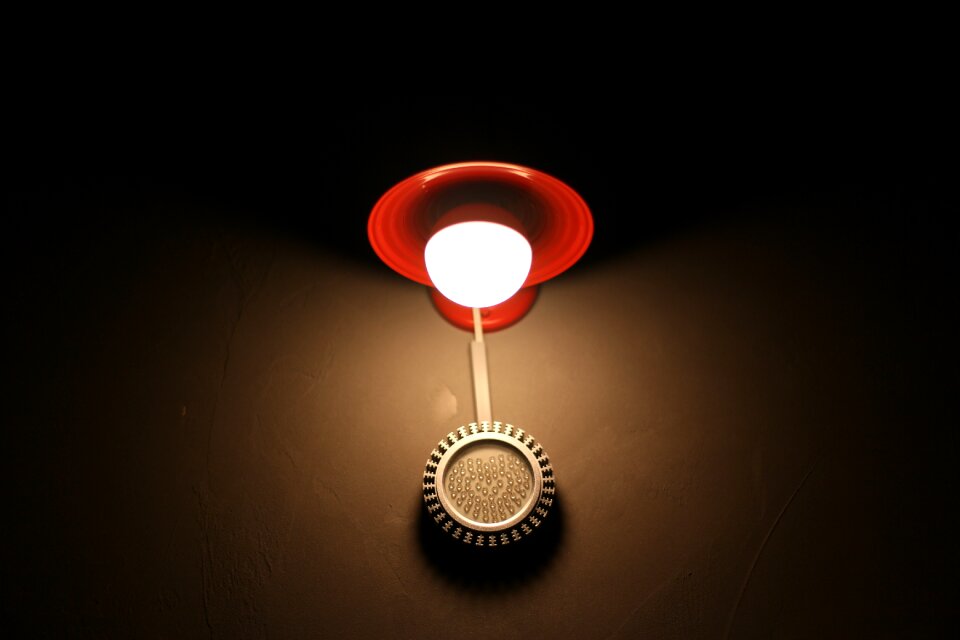 Glass bulb warmth atmosphere