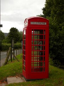 England red telephone box public photo