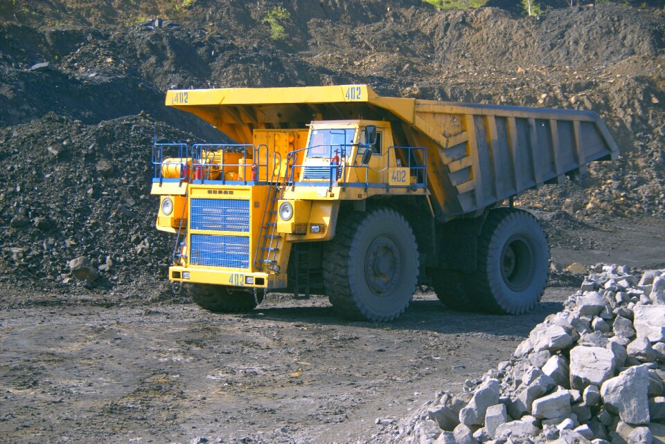 Gigantic proportions belaz car