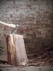 Axe make wood chop wood photo