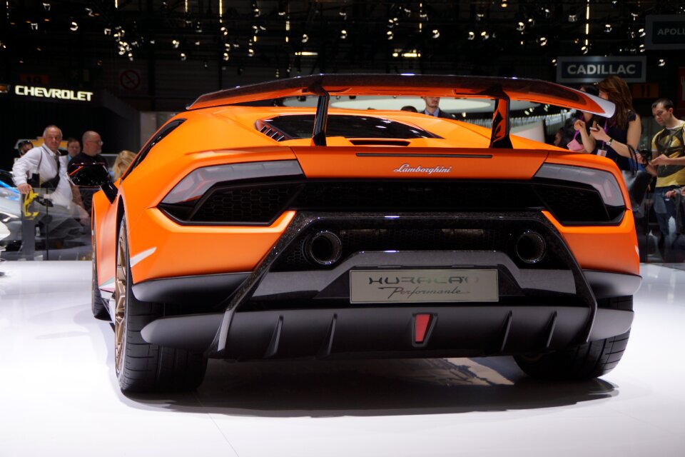 Performance exhibition sports car