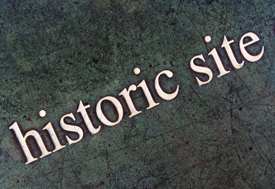 Serif plaque history