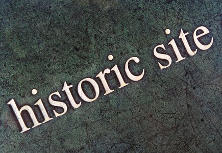 Serif plaque history