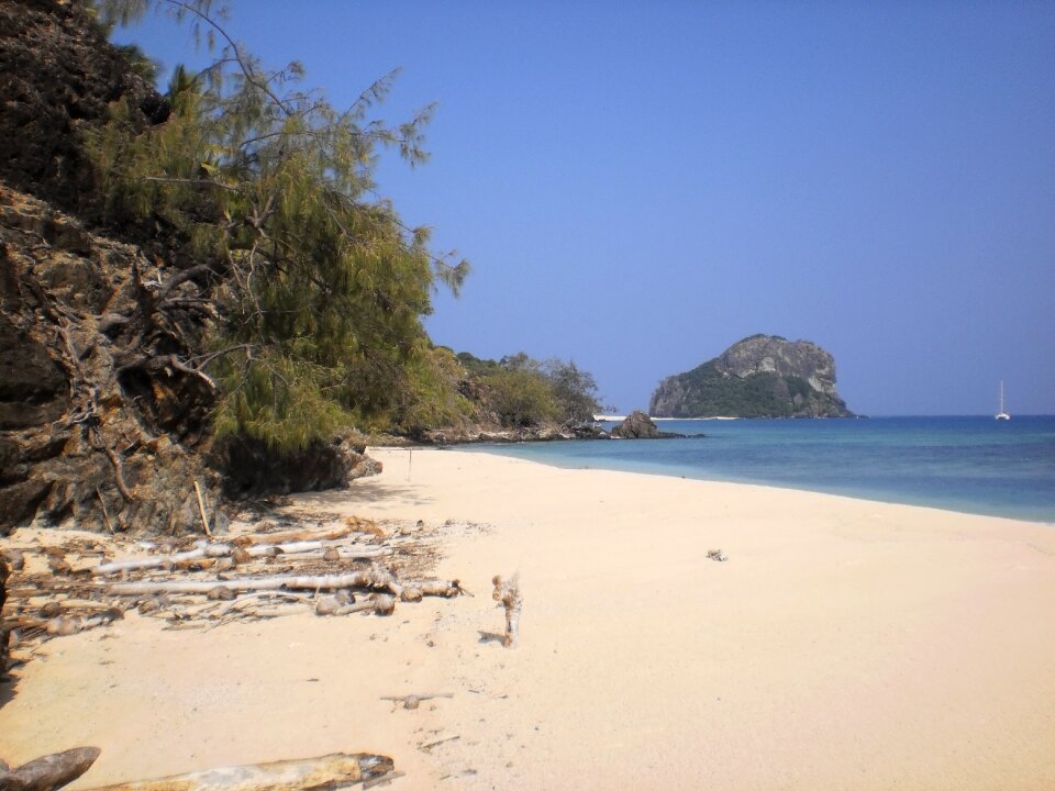 Ocean island south