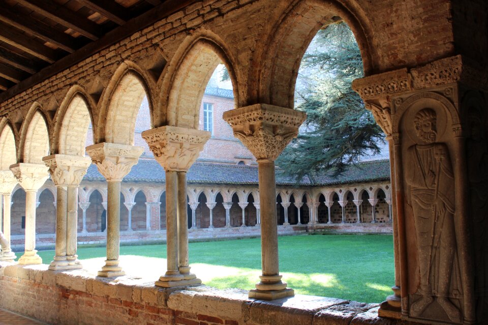 Church village occitania