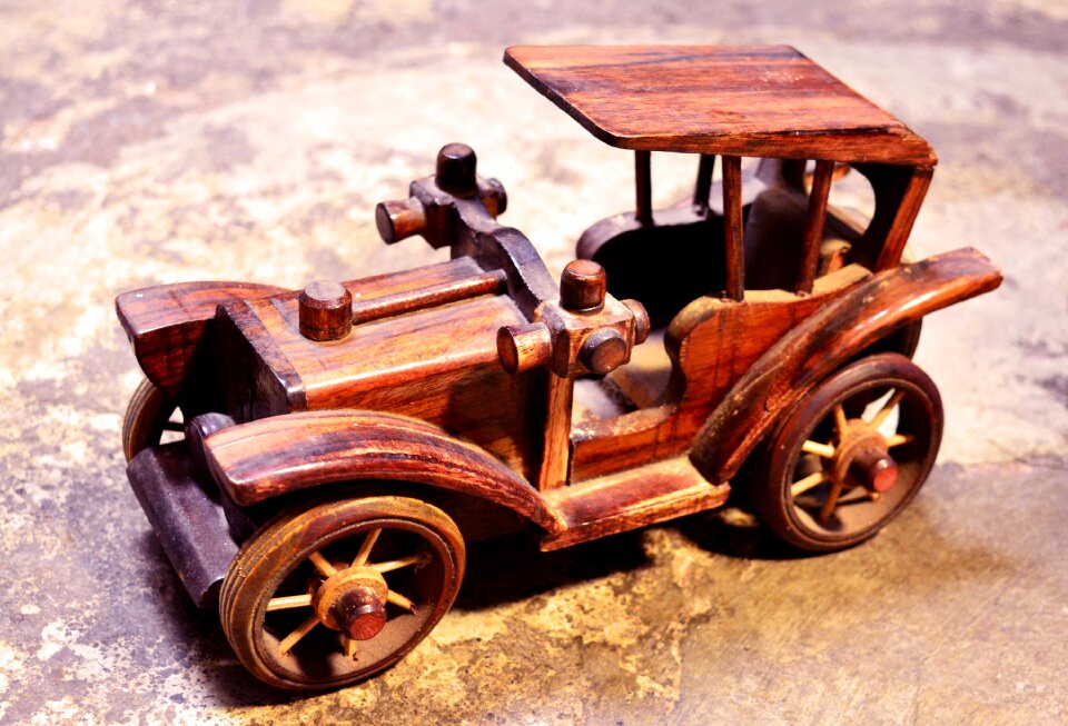 Vehicle wood classic