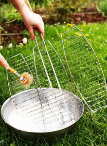 Grill grid the grill grate clean