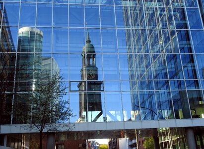 Hanseatic city hamburg mirroring photo