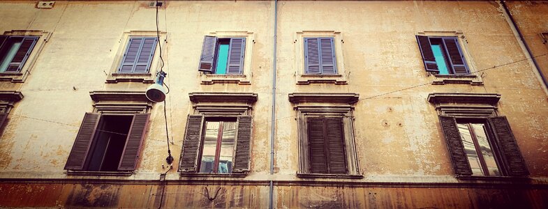 Street rome building