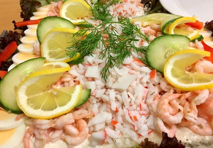 Shrimp fisktårta lemon