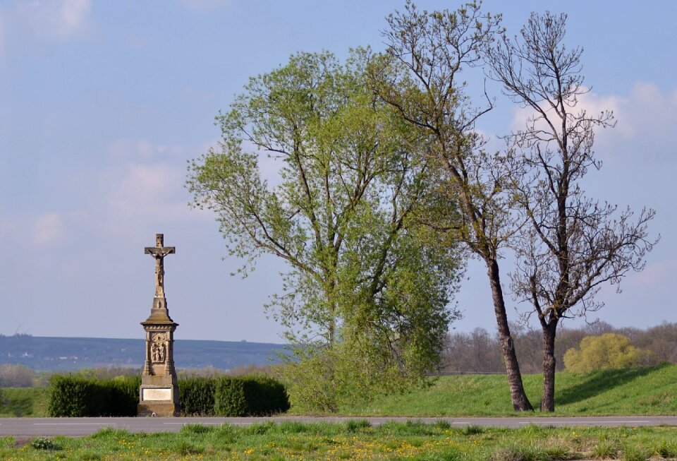 Crucified monument symbol