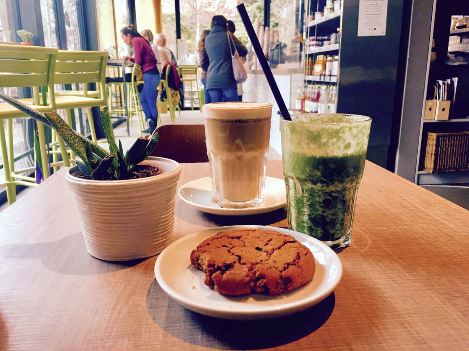 Nutrition smoothie biscuit