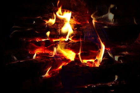 Burn hot wood photo