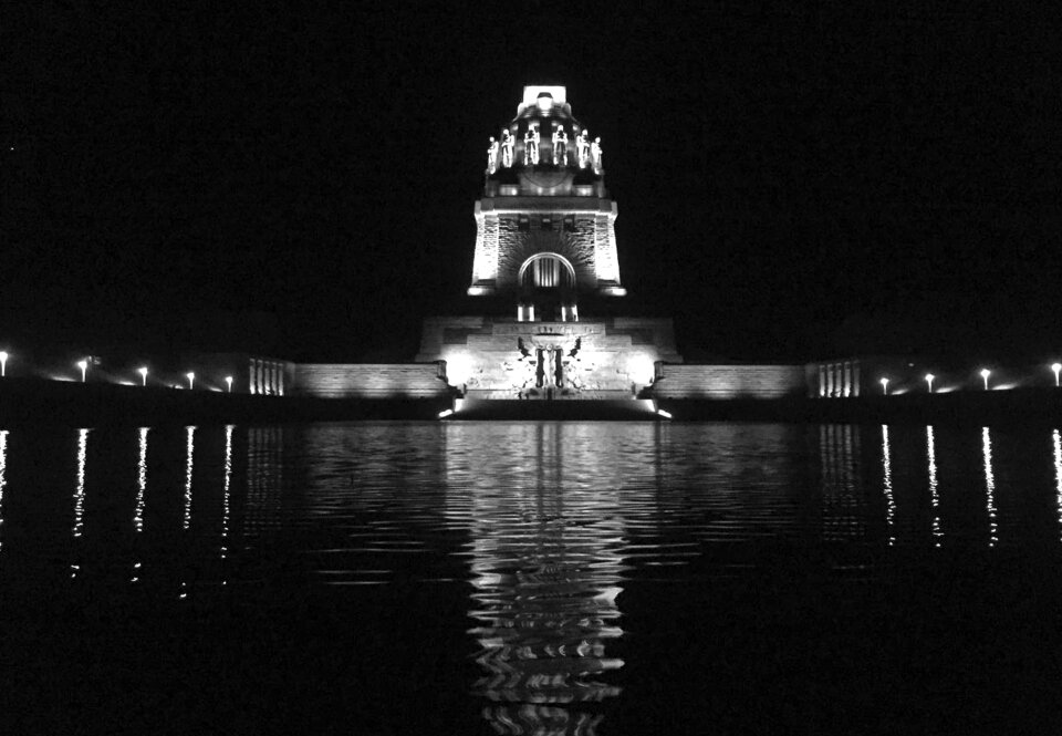 Background monument night