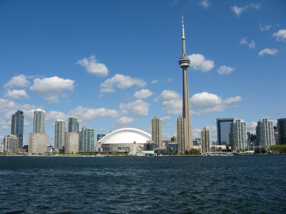 Attraction cn tower places of interest